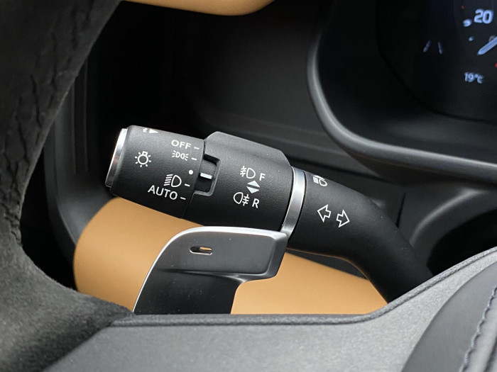 Land Rover Defender 110 P525 V8 EDITION AWD AUT CZ 5.0 V8 Edition