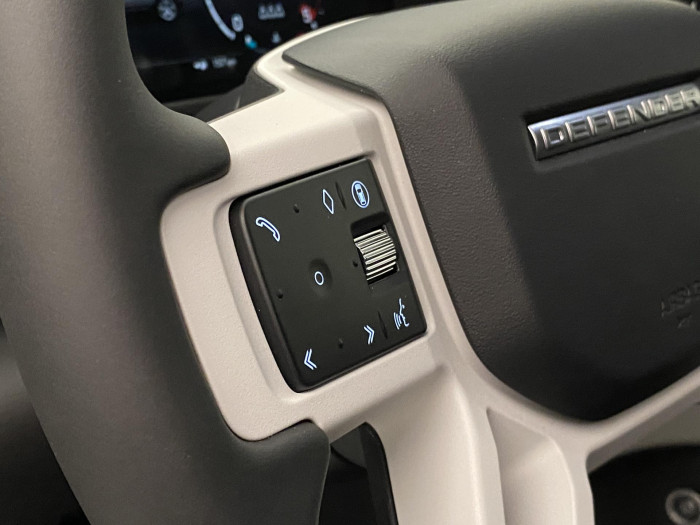 Land Rover Defender 110 D200 S AWD AUT 3.0 d