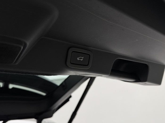 Land Rover Range Rover Sport P525 AUTOBIOGRAPHY REZERVACE