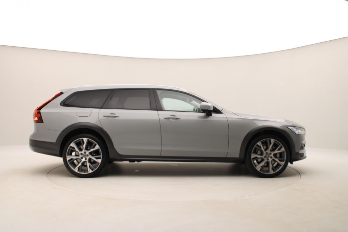 Volvo V90 CC B4 AWD ULTIMATE CZ 1.maj 2.0 CC CC