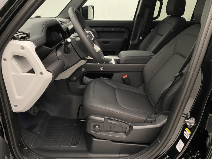 Land Rover Defender 110 D200 S AWD AUT 3.0 d