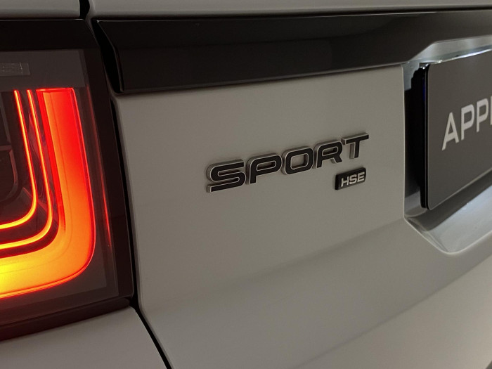 Land Rover Range Rover Sport 3.0 SDV6 AWD HSE REZERVACE