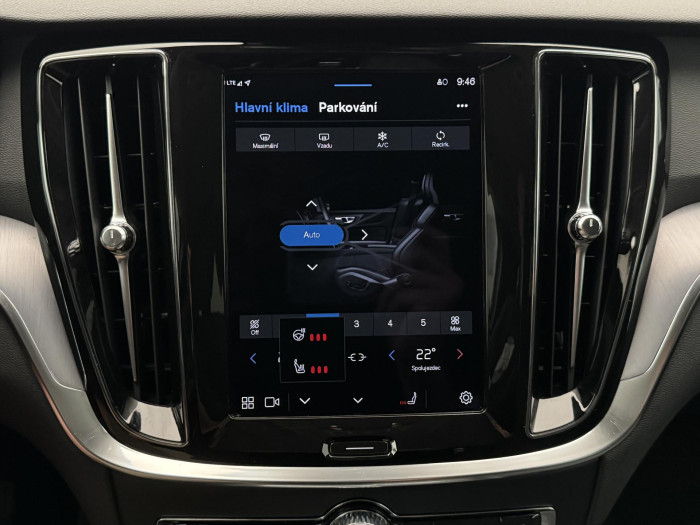 Volvo V60 CC B4 AWD PRO AUT 2.0 CC CC