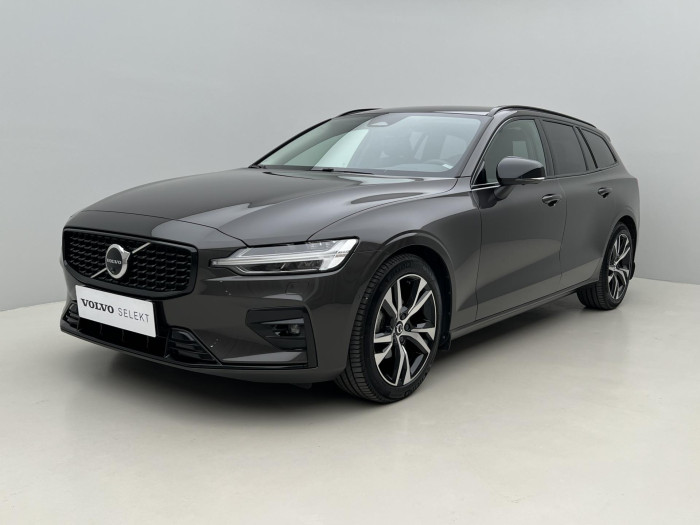 Volvo V60 B4 PLUS DARK AUT 1.maj.