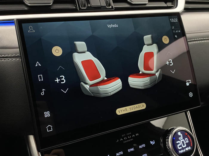 Jaguar XF D200 R-DYNAMIC REZERVACE 2.0 d Dynamic