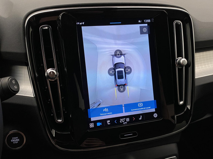 Volvo XC40 B5 AWD PLUS AUT REZERVACE