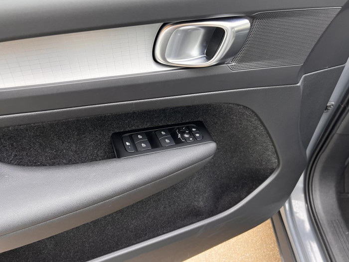 Volvo XC40 B4 MOMENTUM Aut 1.maj. 2.0 Momentum