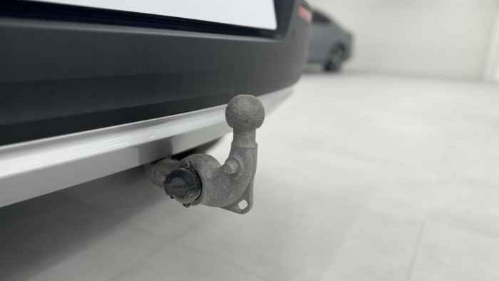 Volvo XC40 B4 MOMENTUM REZERVACE 2.0 Momentum