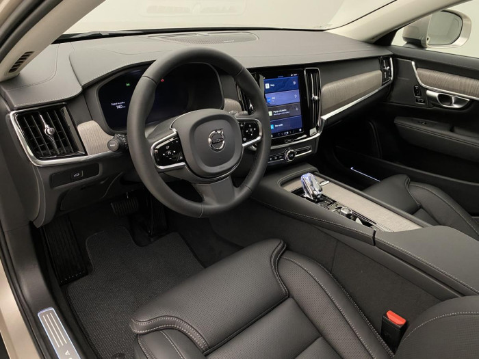 Volvo V90 B4 AWD AUT CROSS COUNTRY PLUS 2.0 Plus