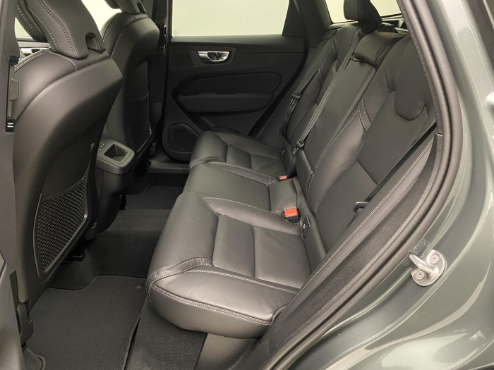 Volvo XC60 B5 AWD AUT DARK PLUS