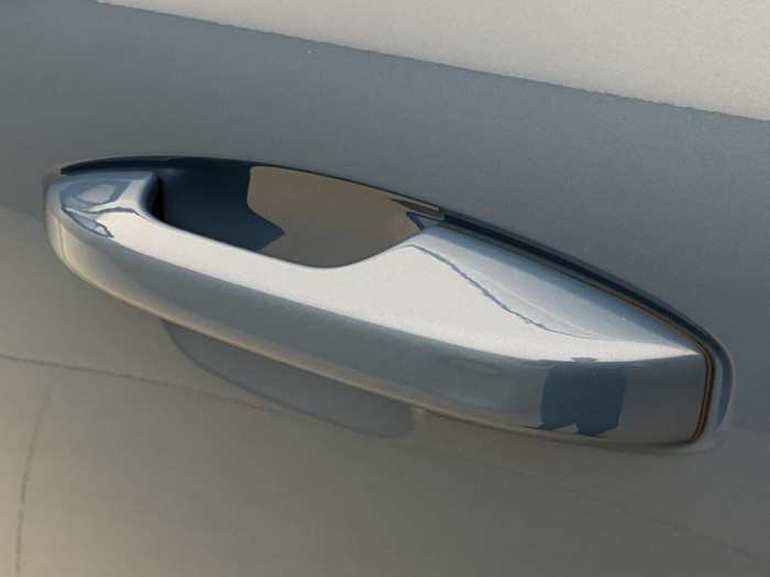 Volvo C40 RECHARGE TWIN AWD REZERVACE