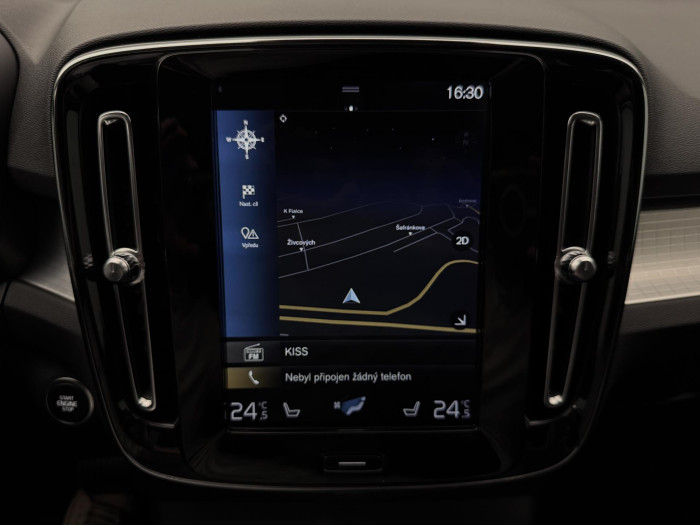 Volvo XC40 T5 AWD MOMENTUM PRO AUT 2.0 Momentum