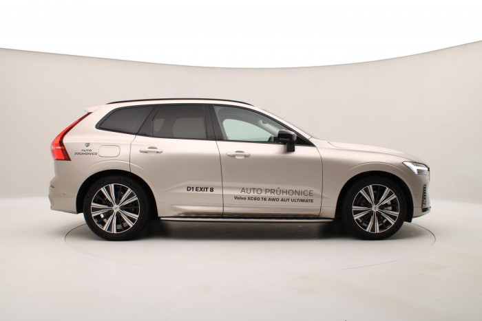 Volvo XC60 T6 AWD RECHARGE DARK ULTIMATE