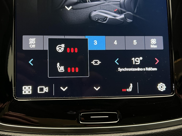 Volvo XC90 T8 AWD RECHARGE ULT. BRIGHT 7M