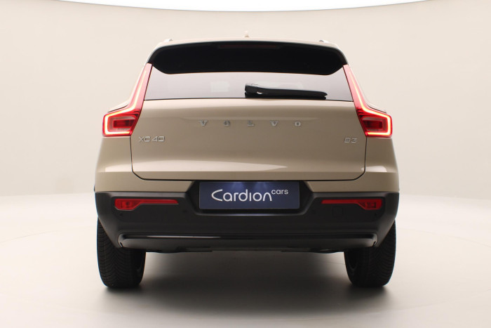 Volvo XC40 B3 AUT DARK PLUS