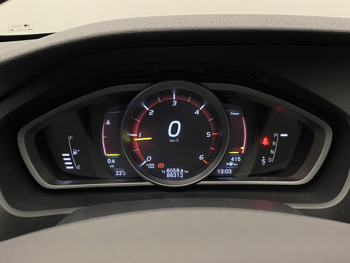 Volvo V40 D2 MOMENTUM AUT 2.0 d Momentum