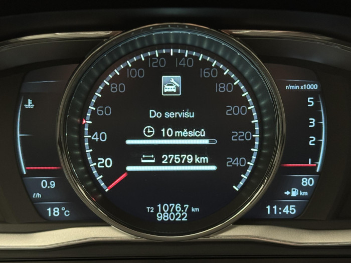 Volvo XC60 D5 AWD SUMMUM REZERVACE 2.4 d Summum