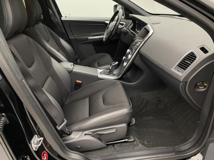 Volvo XC60 D4 AWD MOMENTUM AUT 2.4 d Momentum