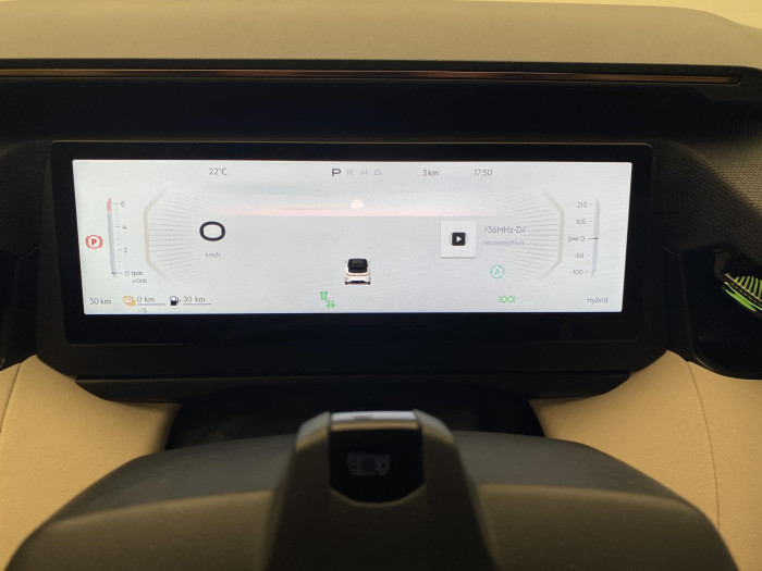 Lynk & Co 08 MORE PHEV