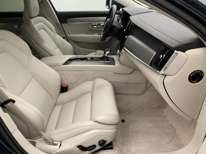 Volvo V90 CC D4 AWD PRO REZERVACE 2.0 d CC CC