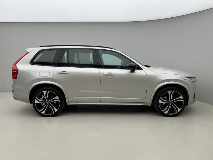 Volvo XC90 B5 AWD R-DESIGN 7MÍSTNÁ AUT CZ
