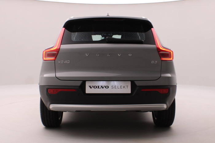 Volvo XC40 B3 CORE AUT CZ