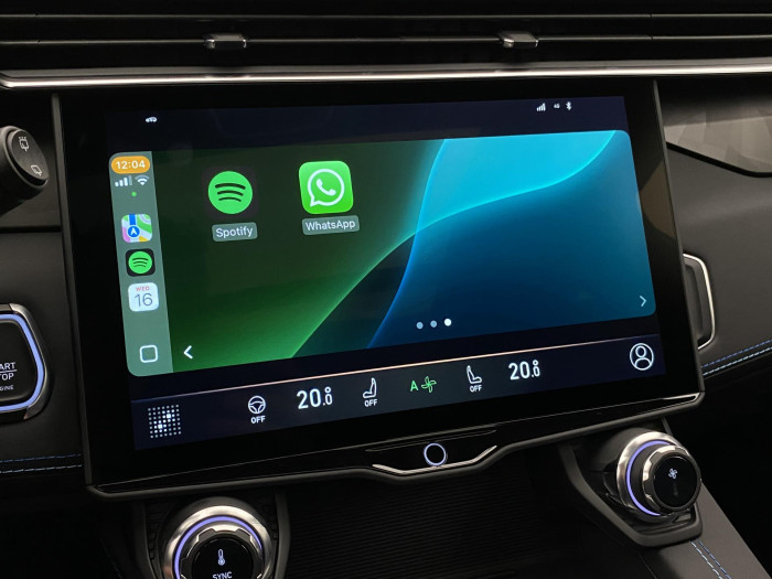 Lynk & Co 01 PHEV DCT AUT 1.maj