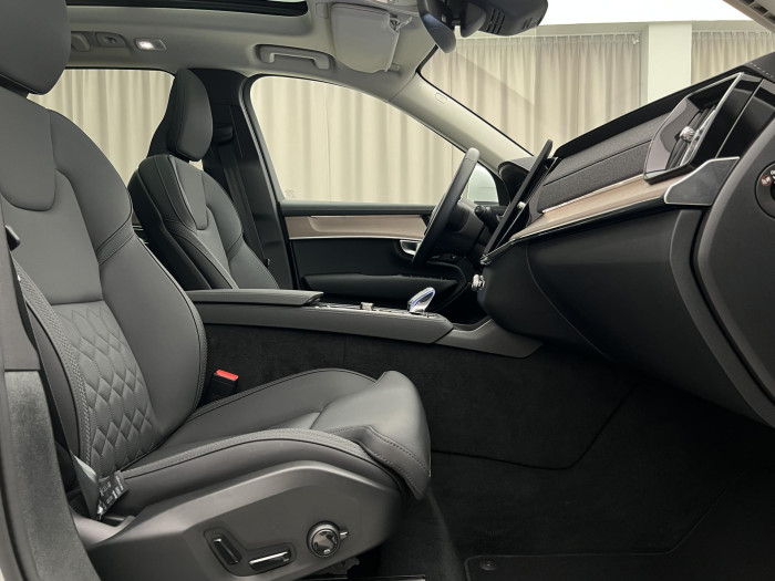 Volvo XC90 T8 AWD RECHERGE PLUS BRIGHT
