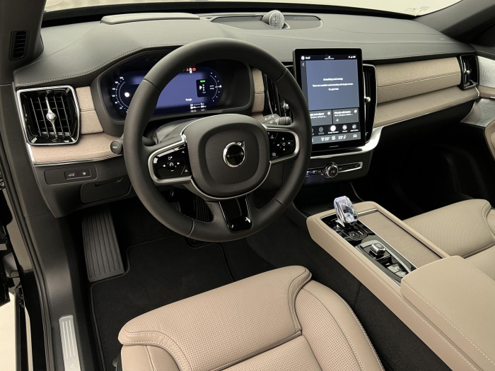 Volvo XC90 T8 AWD RECHARGE DARK PLUS AUT