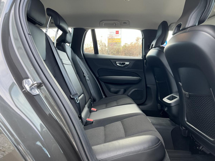 Volvo V60 B4 MOMENTUM Aut 1.maj. 2.0 Momentum
