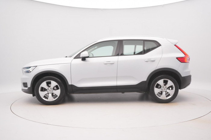 Volvo XC40 B3 MOMENTUM PRO REZERVACE 2.0 Momentum