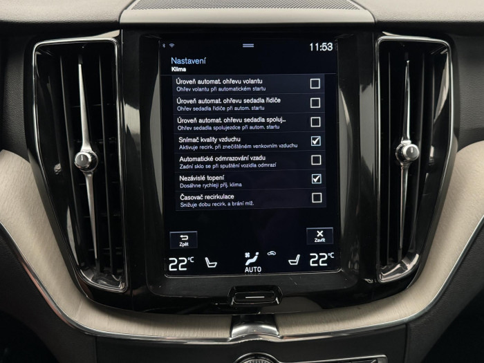 Volvo XC60 D4 AWD INSCRIPTION REZERVACE 2.0 d