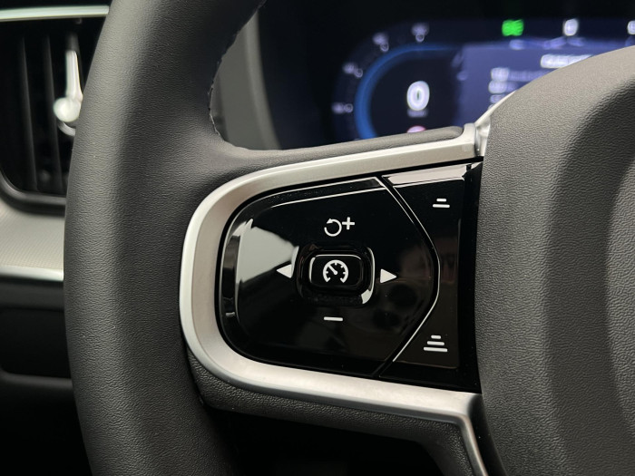 Volvo XC60 B5 AWD ULTRA BLACK EDITION AUT 2.0 Edition