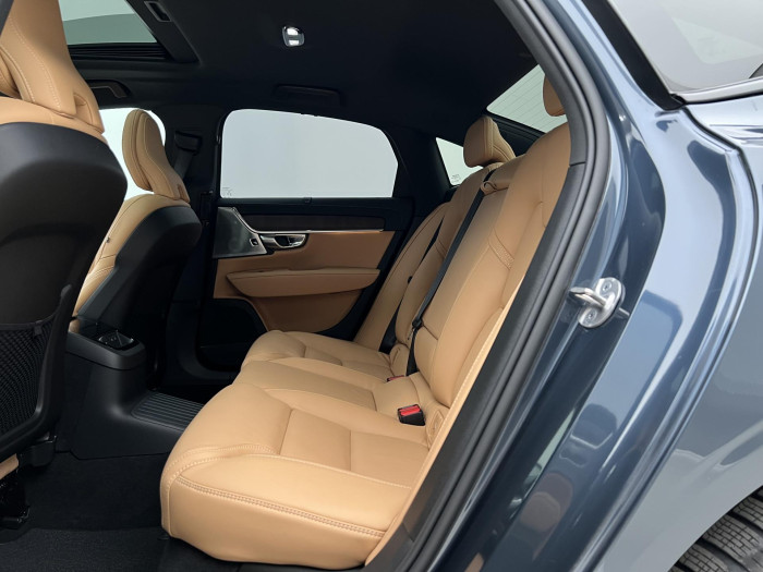 Volvo S90 T8 AWD RECHARGE ULTIMATE DARK