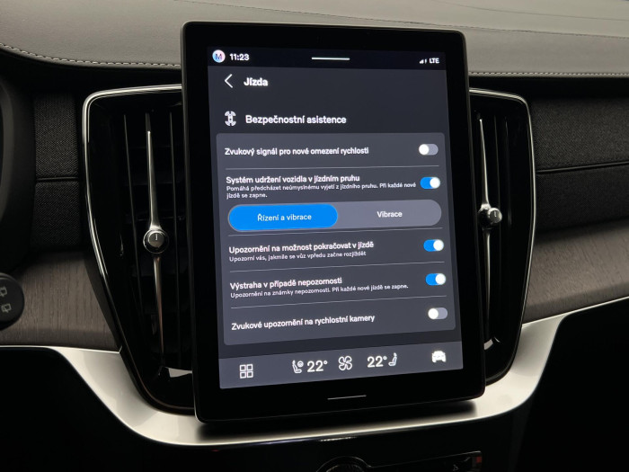 Volvo XC90 T8 AWD RECHARGE DARK PLUS AUT