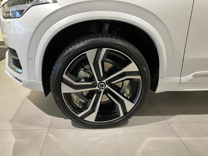 Volvo XC90 B5 AWD AUT  ULTIMATE 7-míst