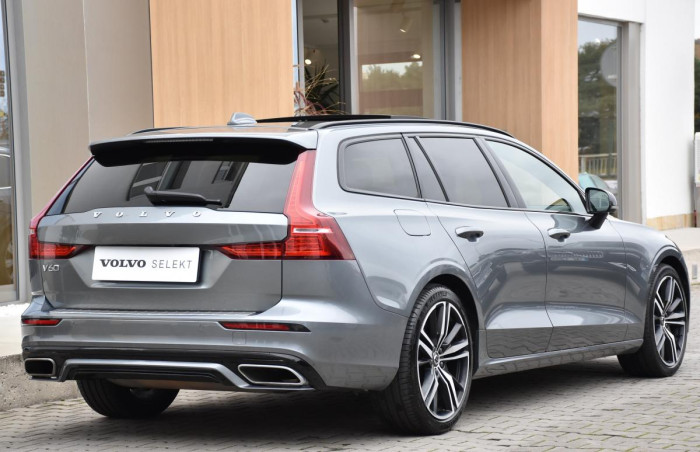 Volvo V60 T6 AWD RECHARGE R-DESIGN AUT