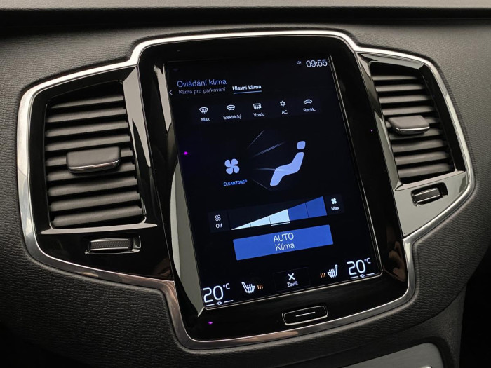 Volvo XC90 D5 AWD MOMENTUM REZERVACE 2.0 d Momentum
