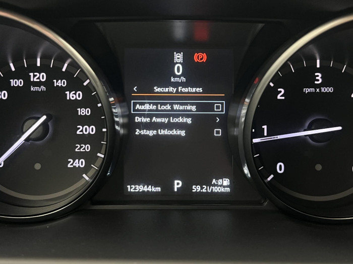 Land Rover Discovery Sport 2.0 TD4 AWD AUT CZ 2.0 TD