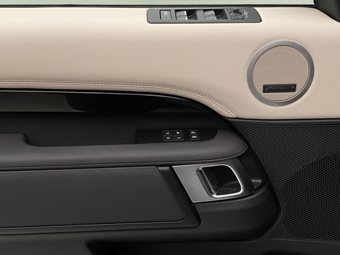 Land Rover Discovery D250 SE AWD AUT REZERVACE 3.0 d SE