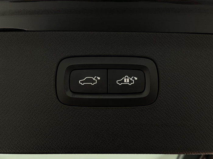 Volvo XC90 D5 AWD INSCRIPTION AUT 2.0 d