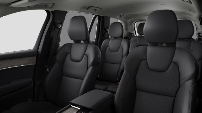 Volvo XC90 B5 AWD DARK PLUS