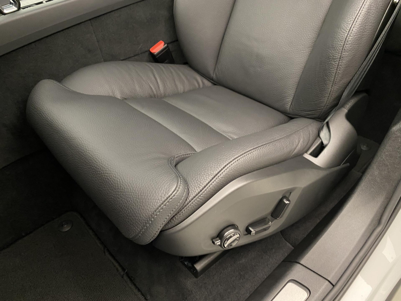 Volvo XC60 T8 AWD DARK PLUS RECHARGE AUT