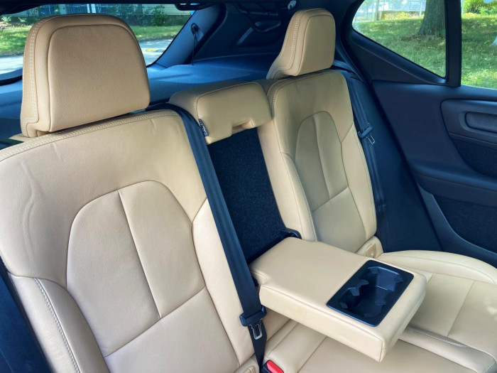 Volvo XC40 D4 AWD INSCRIPTION REZERVACE 2.0 d