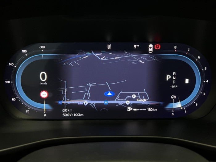 Volvo XC40 B3 ULTRA DARK AUT CZ 1.maj.