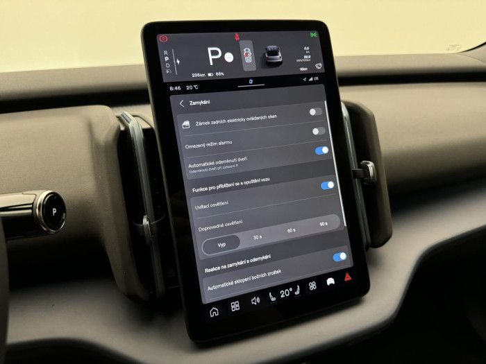 Volvo EX30 PURE ELECTRIC RECHAR. CORE RWD