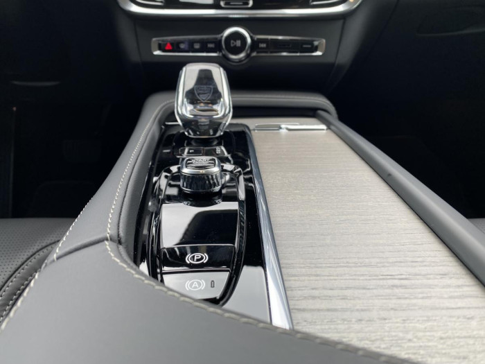 Volvo V90 B4 AWD AUT CROSS COUNTRY PLUS 2.0 Plus