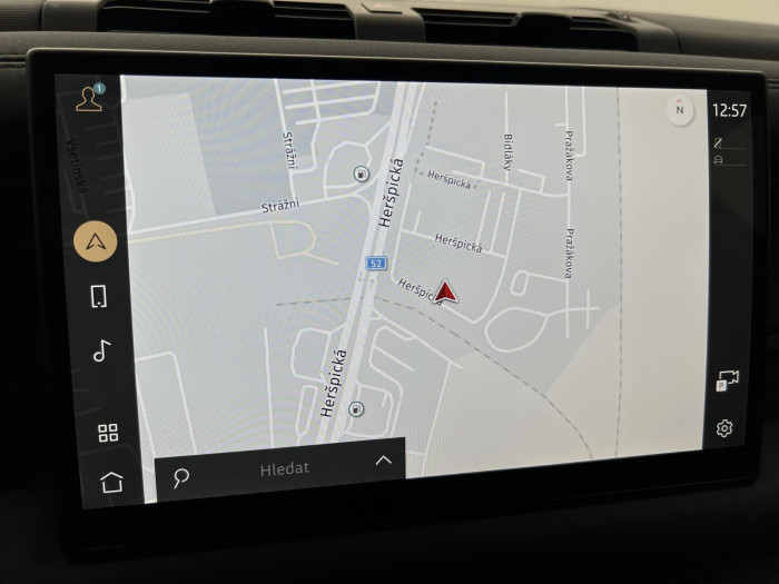 Land Rover Defender 110 D250 XDYNAMIC SE REZERVACE 3.0 d SE