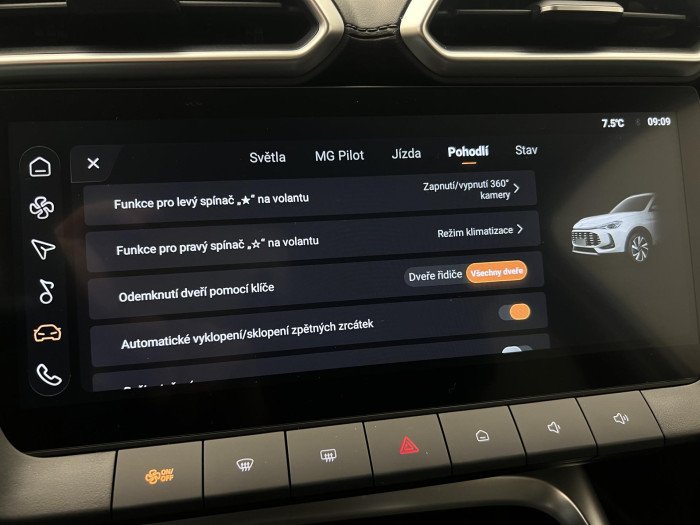 MG ZS 1.5 EXCLUSIVE HYBRID+ AUT CZ 1.5 Exclusive
