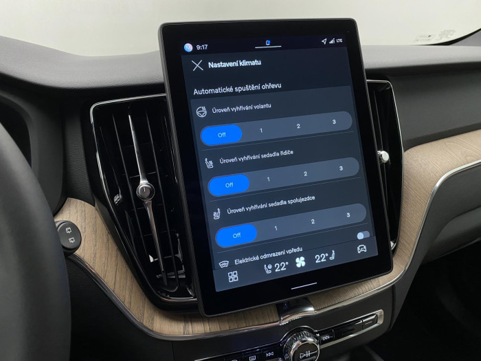 Volvo XC60 B5 AWD AUT DARK PLUS